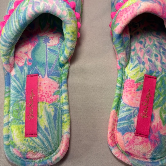 Lilly Pulitzer Swizzle Slippers Slip on 10” long Size Small Soft Bright - Picture 2 of 7